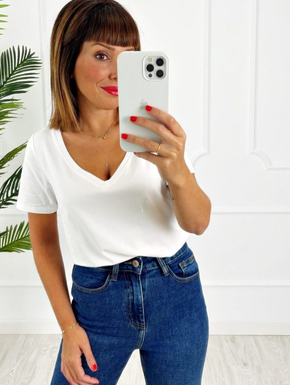 Camiseta pico básica blanca