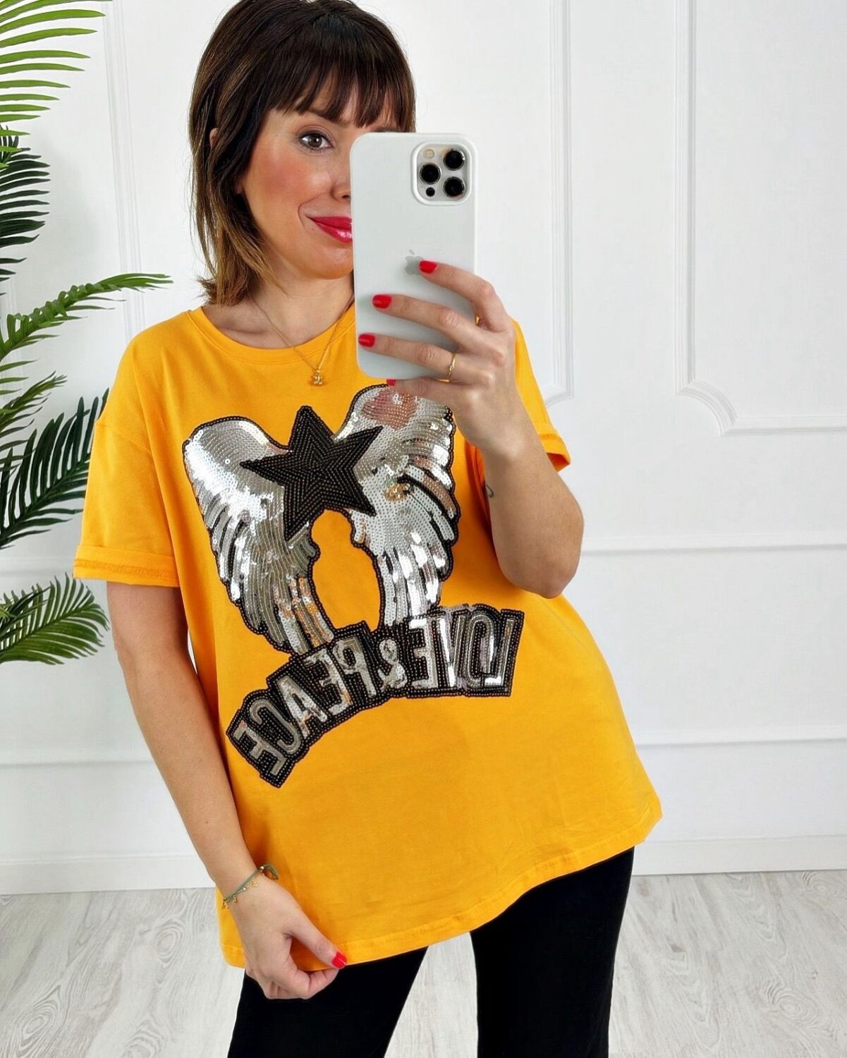 Camiseta alas lentejuelas naranja - Imagen 2