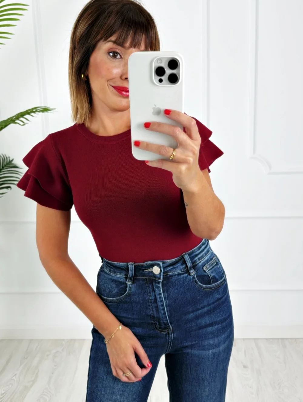 Camiseta doble volante burdeos