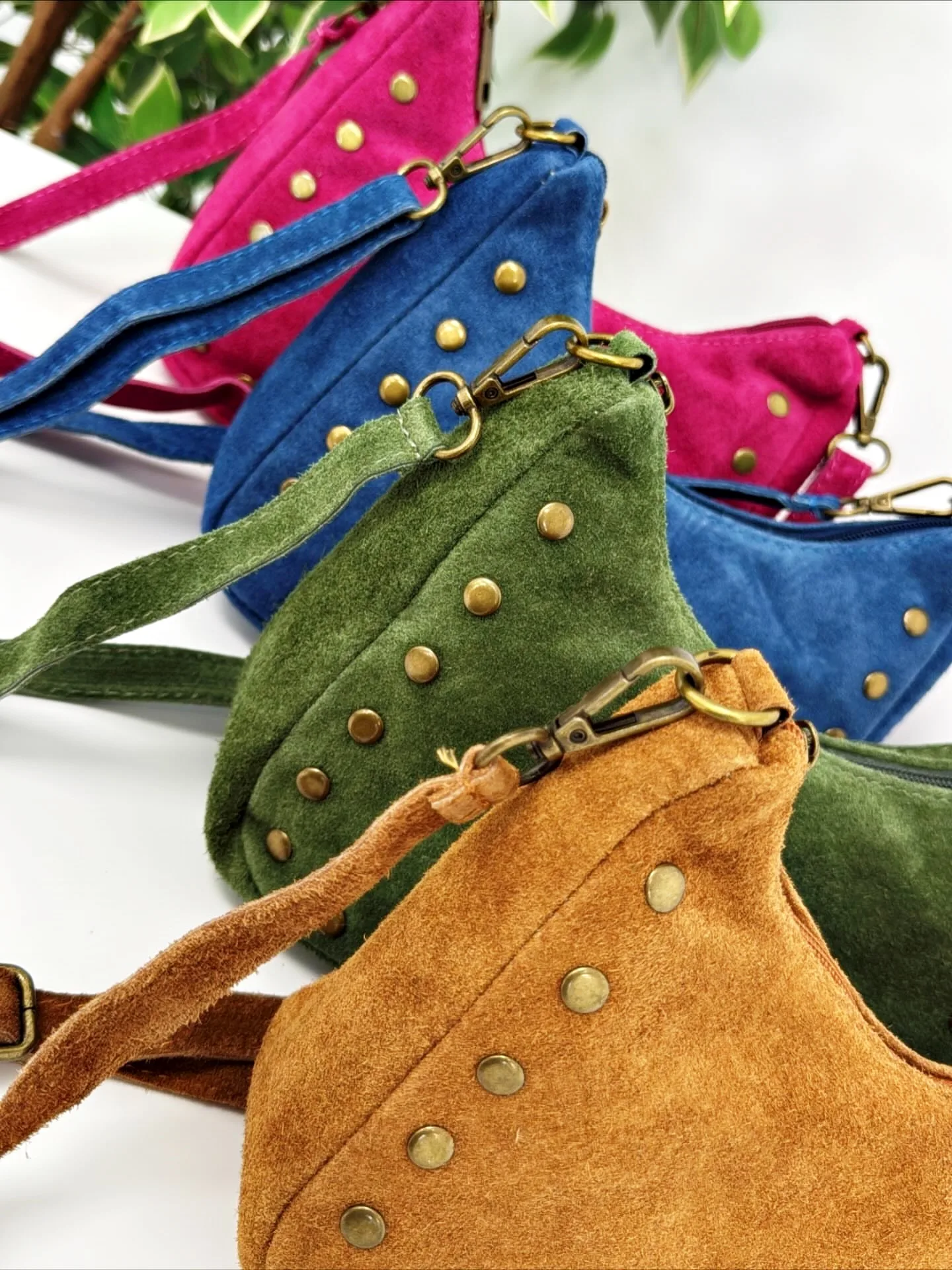 Bolso ante tachas azul - Imagen 2
