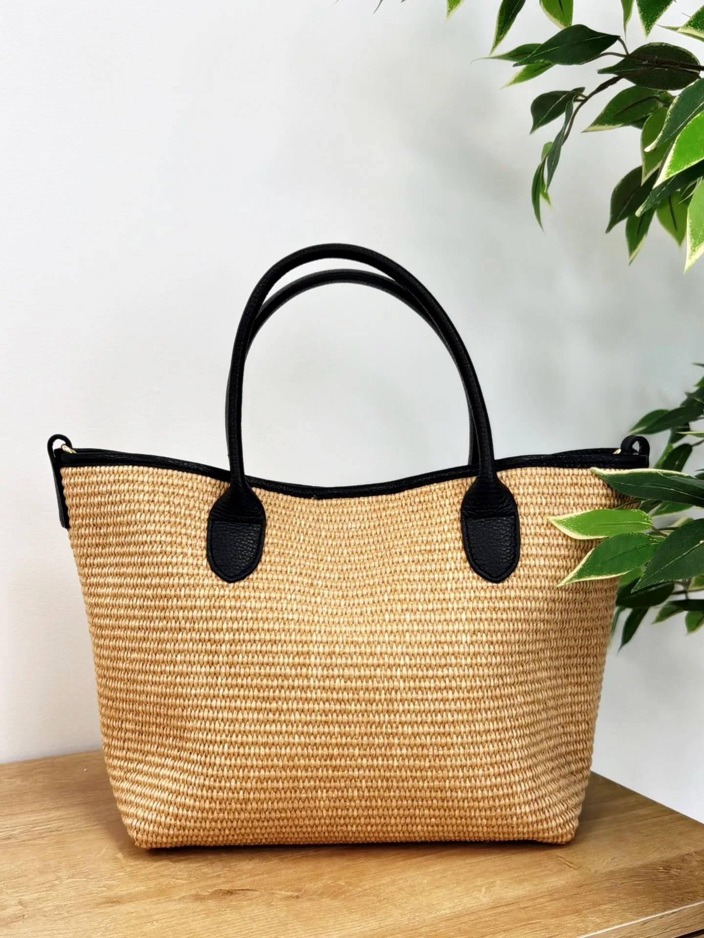 Bolso bandolera rafia piel negro