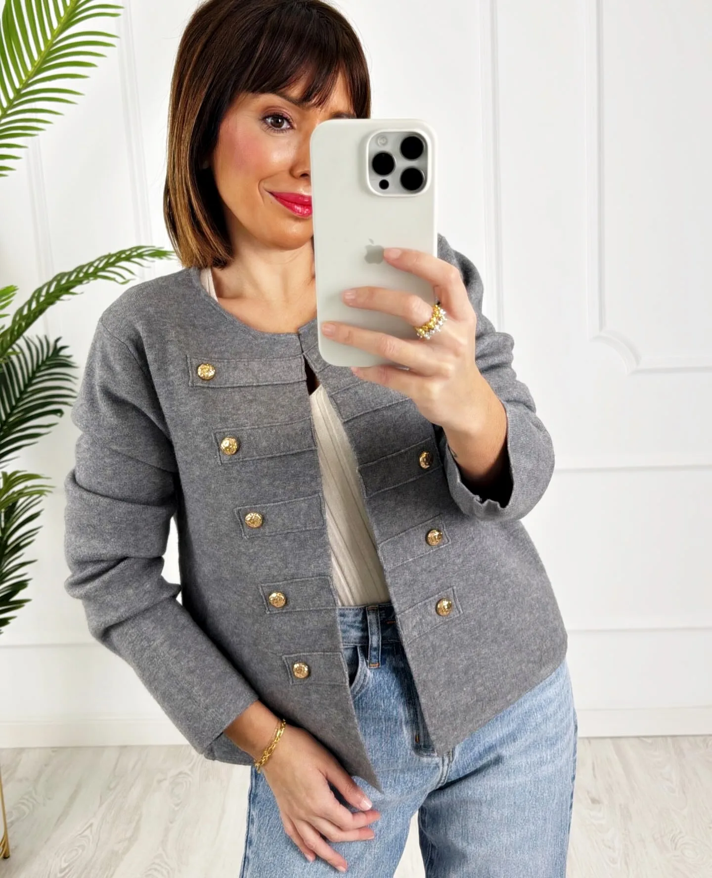 Chaqueta botones dorados gris - Imagen 2