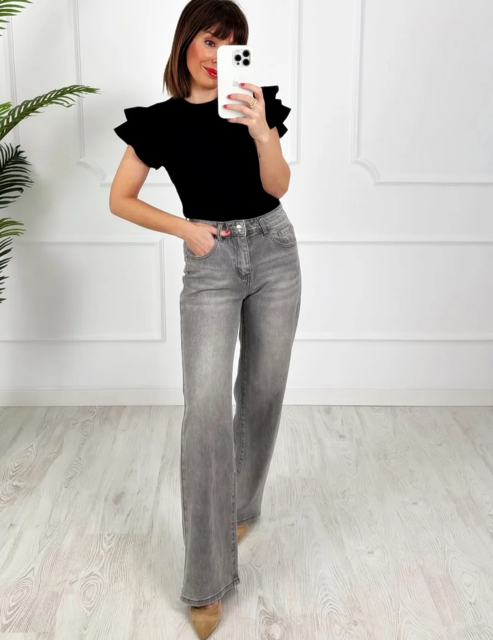 Pantalón estrella tachas gris