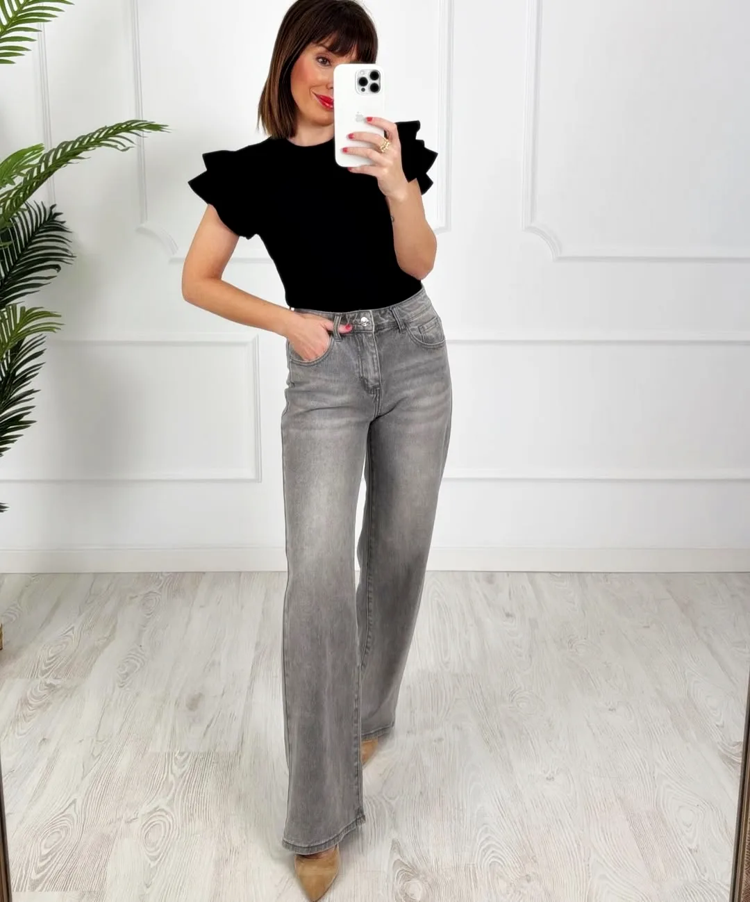 Pantalón estrella tachas gris