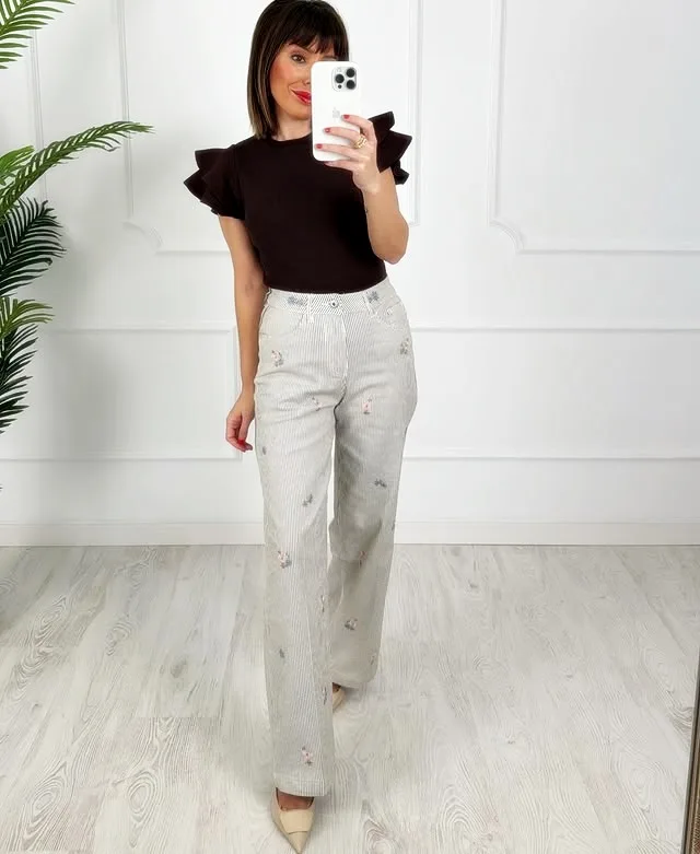 Pantalón flores bordadas rayas chocolate