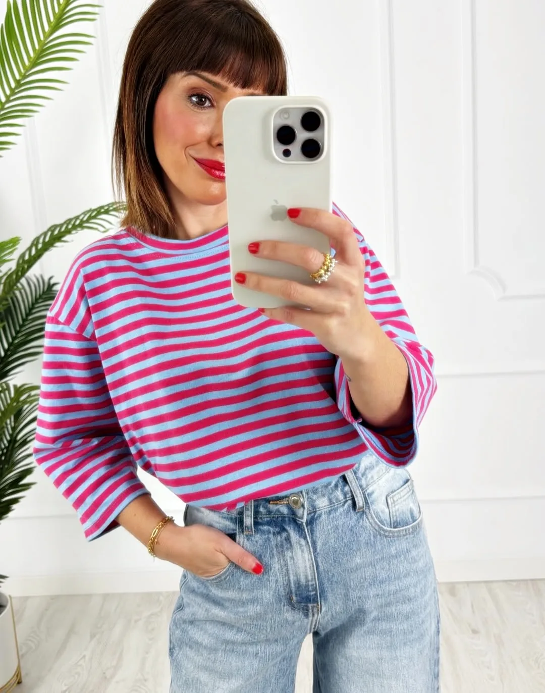 Camiseta rayas fucsia azul