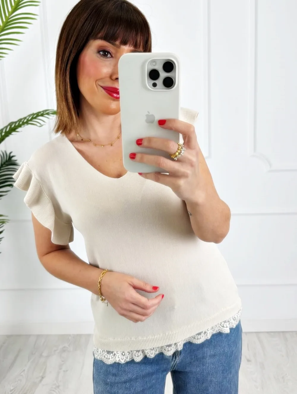 Camiseta encaje volante beige