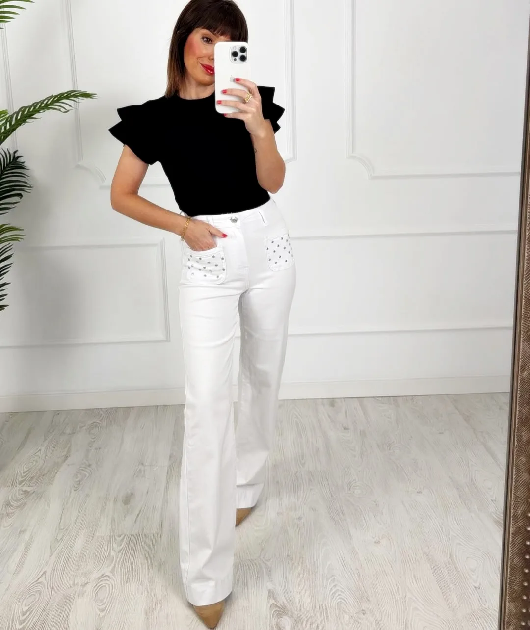 Pantalón bolsillos tachas blanco - Imagen 2