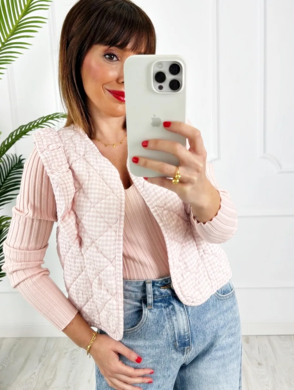 Chaleco vichy volantes rosa
