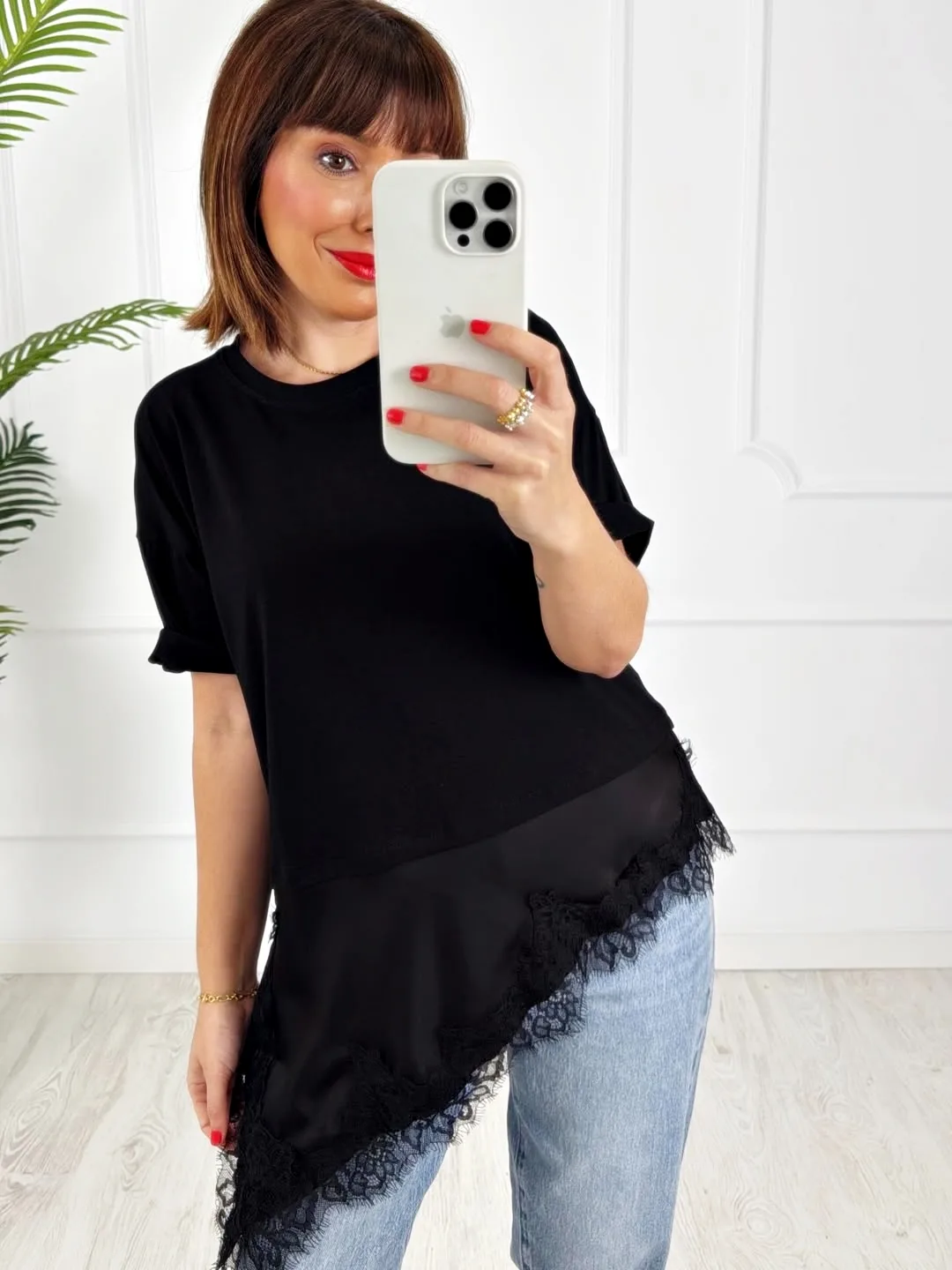 Camiseta combinada encaje negra - Imagen 2