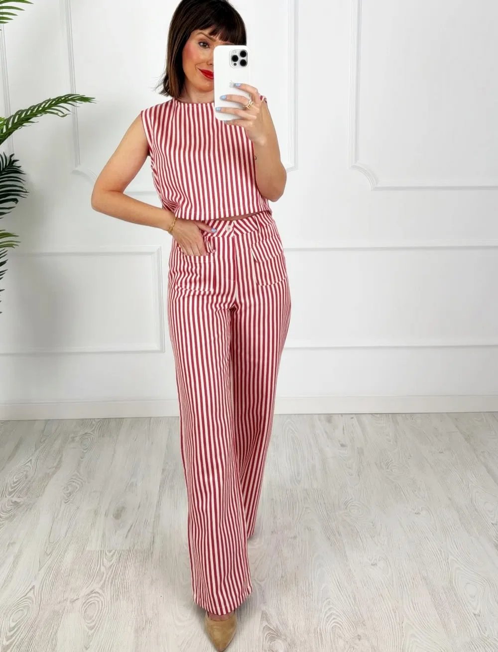 Conjunto rayas rojas